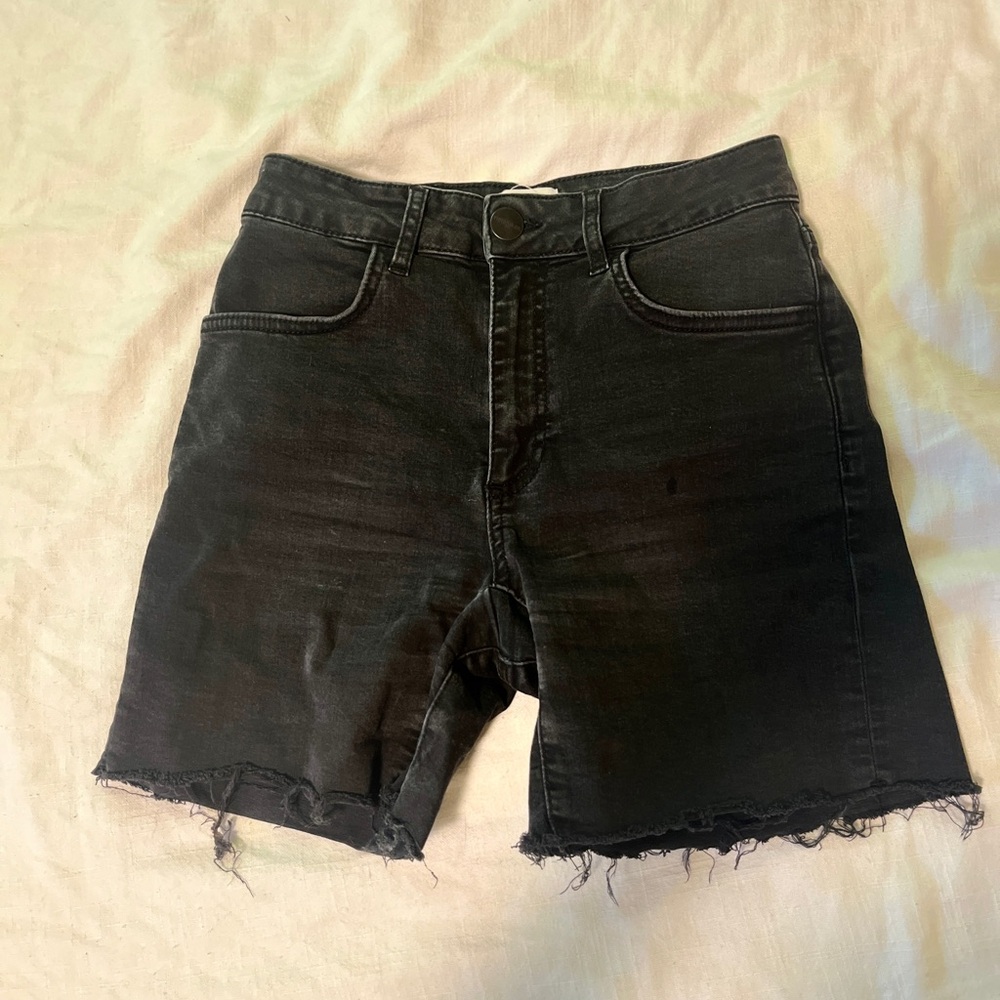 Ripton and Co black jorts